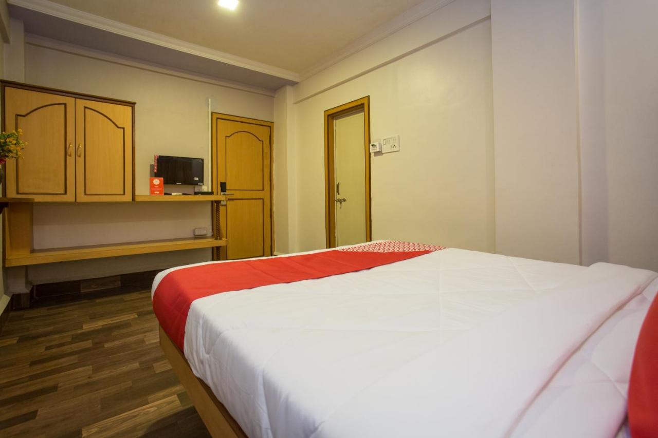 Oyo Hotel Padma Krishna Near Lal Mahal Pune Exterior foto